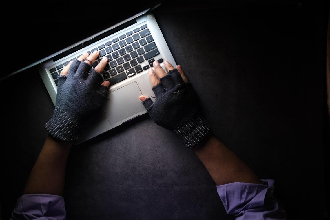 Britse veiligheidsdienst waarschuwt burgers voor... spionage