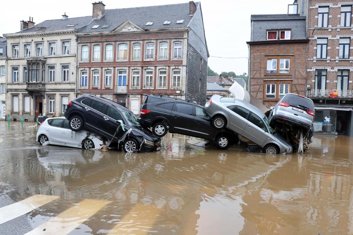 NOODWEER. Al ruim 8.500 aanmeldingen op vrijwilligersplatform Rode Kruis