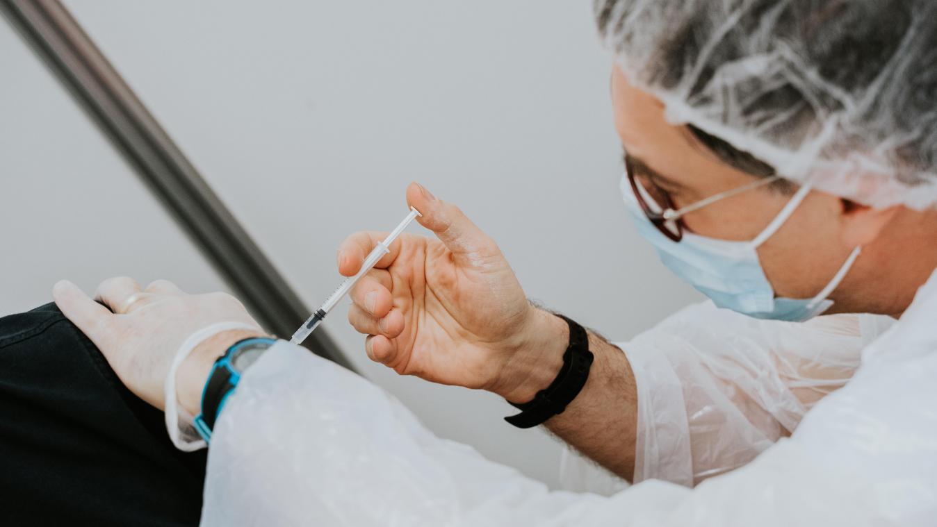 Israëlische experts: «Pfizer beschermt tegen ernstige ziekte door deltavariant»