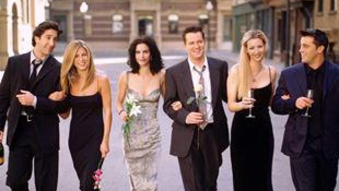 Acteurs van ‘Friends’ ontwerpen zelf merchandise en dat wil je zien