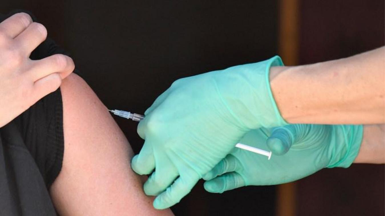 CORONAVIRUS. Kaap van 80 procent volledig gevaccineerde volwassenen overschreden in Vlaanderen