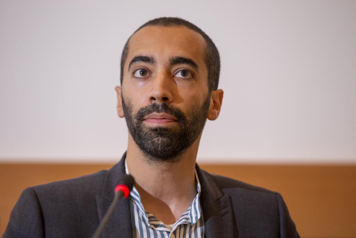 Sammy Mahdi: «België zal ook vrouwenrechtenactivisten evacueren uit Afghanistan»