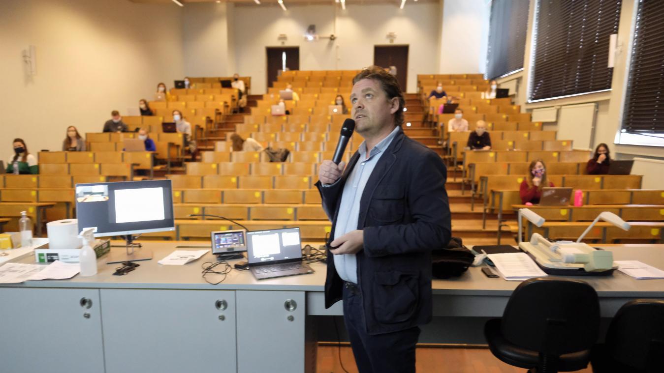 Vlaamse universiteiten en hogescholen mogen overschakelen op voltijds contactonderwijs