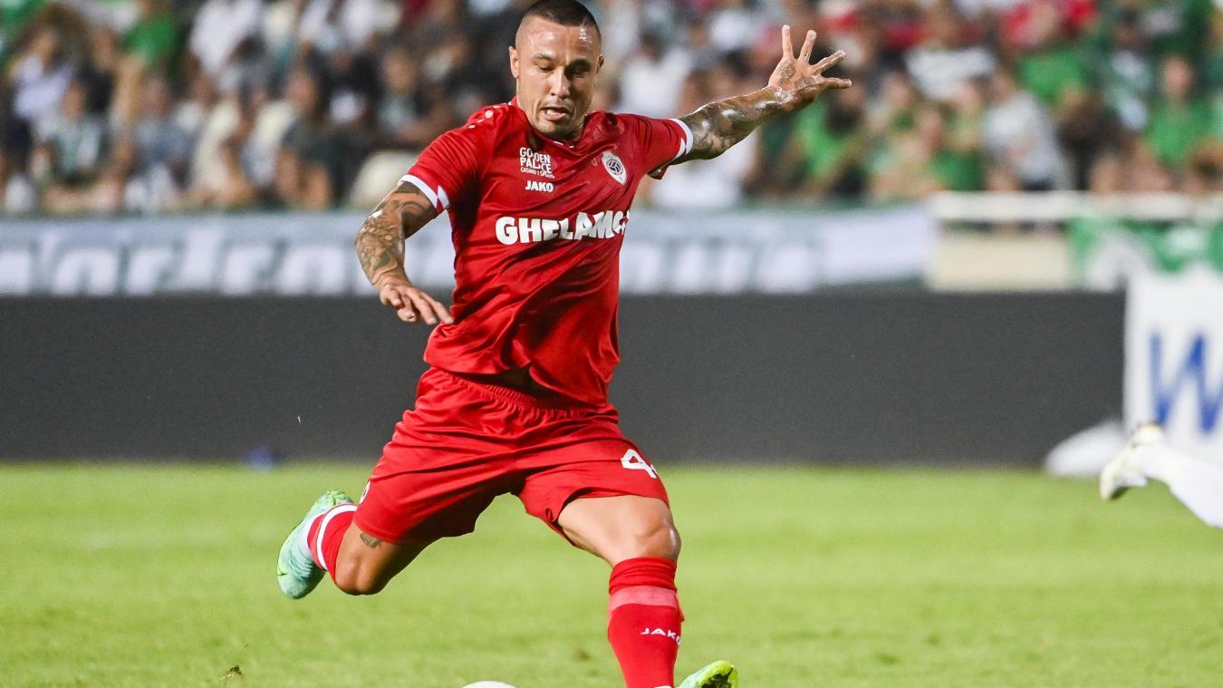 Radja Nainggolan moet rijbewijs inleveren na positieve ademtest in Antwerpen
