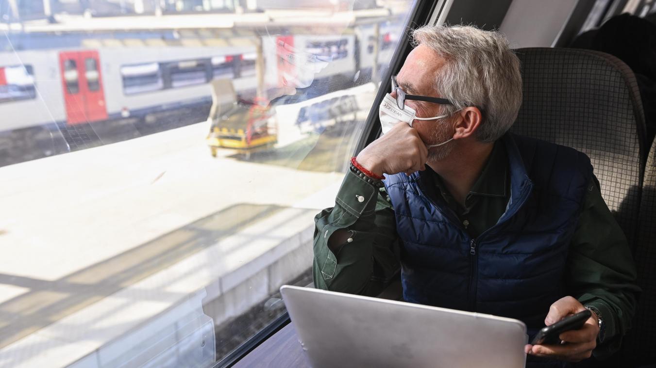 NMBS past treinaanbod zowel structureel als tijdelijk aan