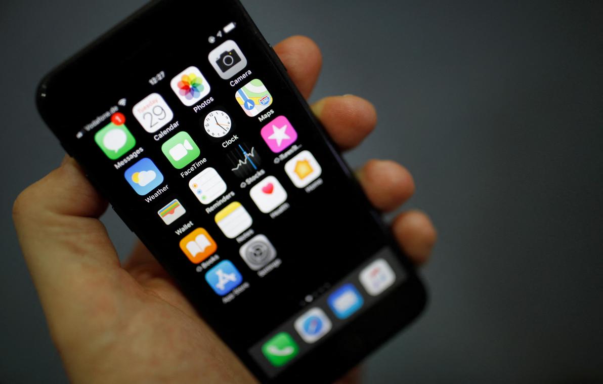 Deze supermarkt biedt binnenkort tweedehands iPhones aan