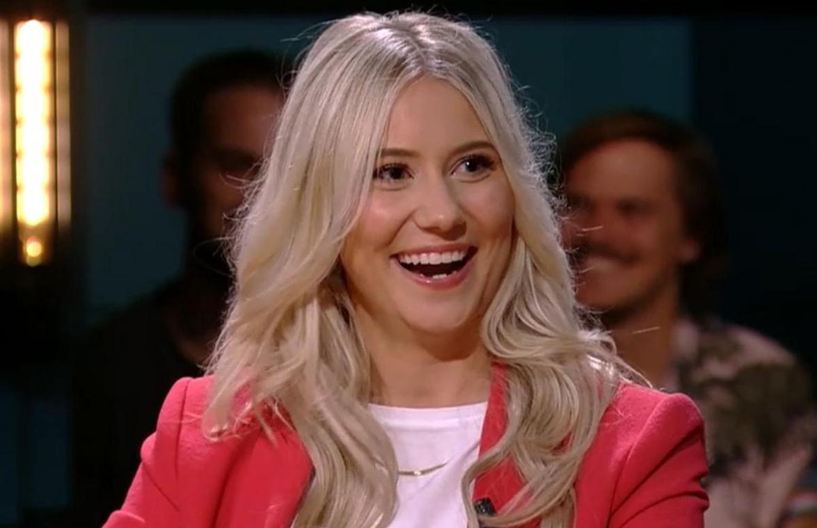 Ex-Miss België Celine Van Ouytsel ergert zich aan DEZE vulgaire openingszin: «Al te vaak gehoord»
