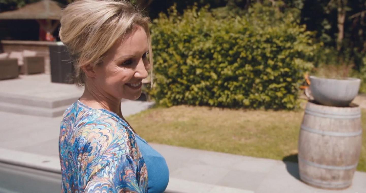 Kathleen Aerts kreeg bizar voorstel: «Ik kan dat toch niet doen, ik ben 10 jaar lang het voorbeeldige K3’tje geweest!» (video)