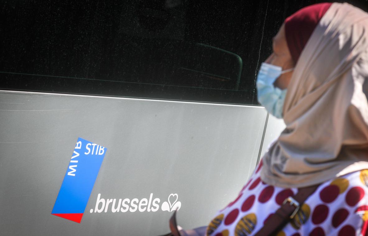 MIVB opent op autoloze zondag eerste fysieke mobiliteitshub