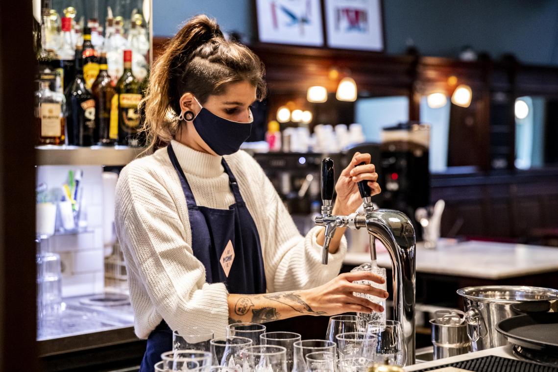 CORONAVIRUS. Recent gevaccineerde Brusselaars krijgen gratis PCR-test om op restaurant te gaan