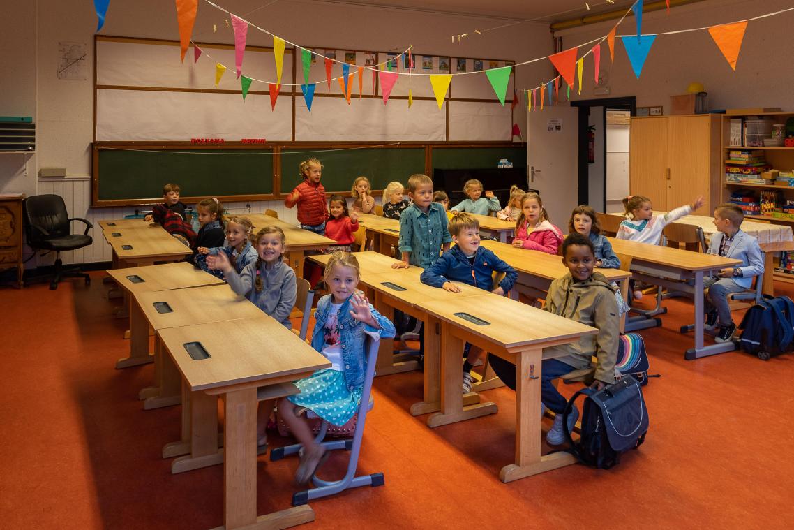 Quarantainemaatregelen voor leerlingen jonger dan 12 jaar worden soepeler, derde prik voor bewoners WZC