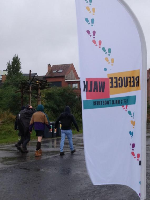 1.600 wandelaars zamelen geld in voor vluchtelingen tijdens Refugee Walk