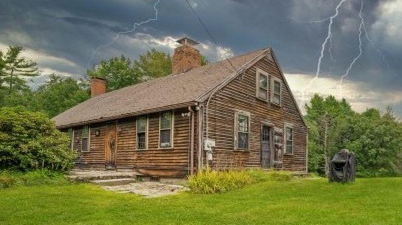 BIZAR. Het vervloekte paranormale huis uit ‘The Conjuring’ staat te koop