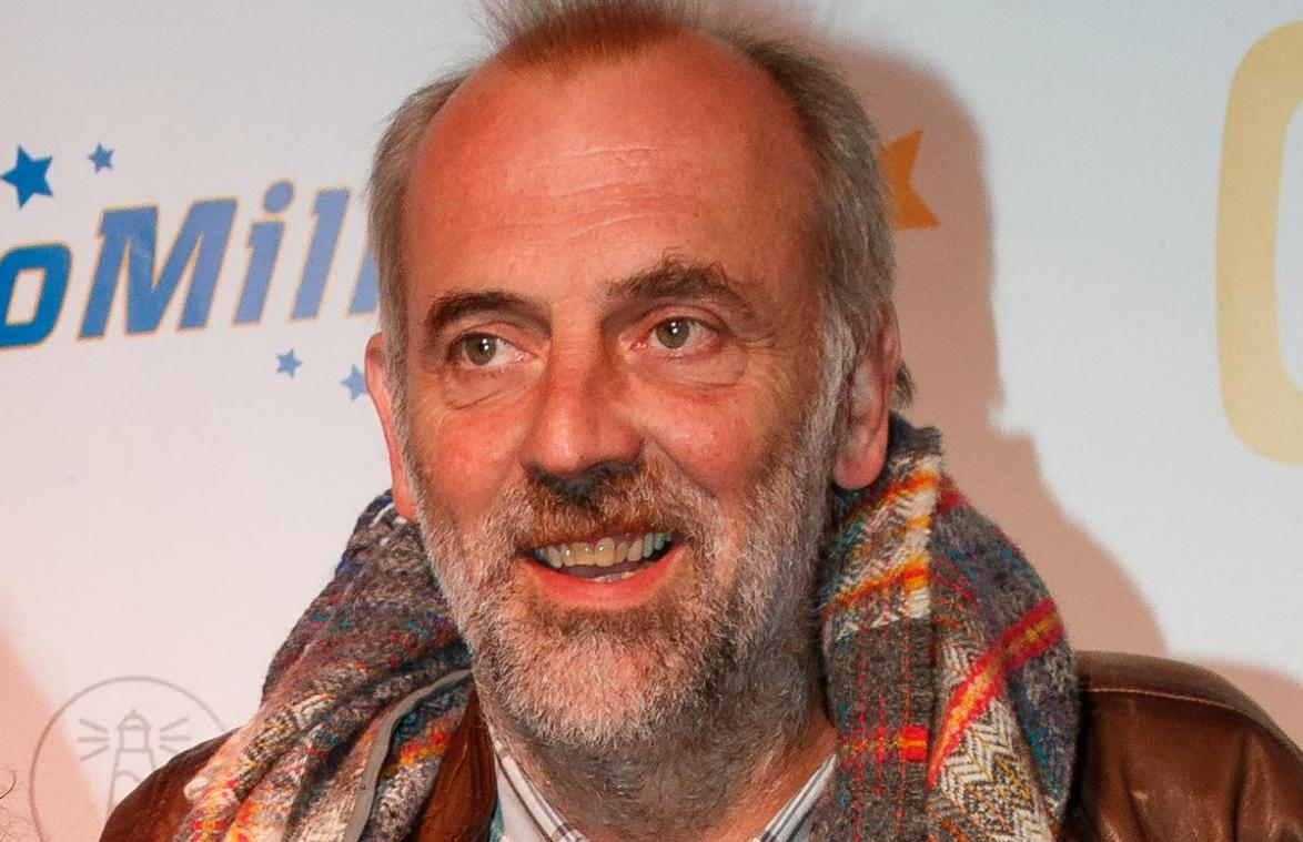 Acteur Sam Louwyck heeft 25 jaar jongere vriendin: «Mensen denken vaak dat ik met mijn dochter op stap ben»