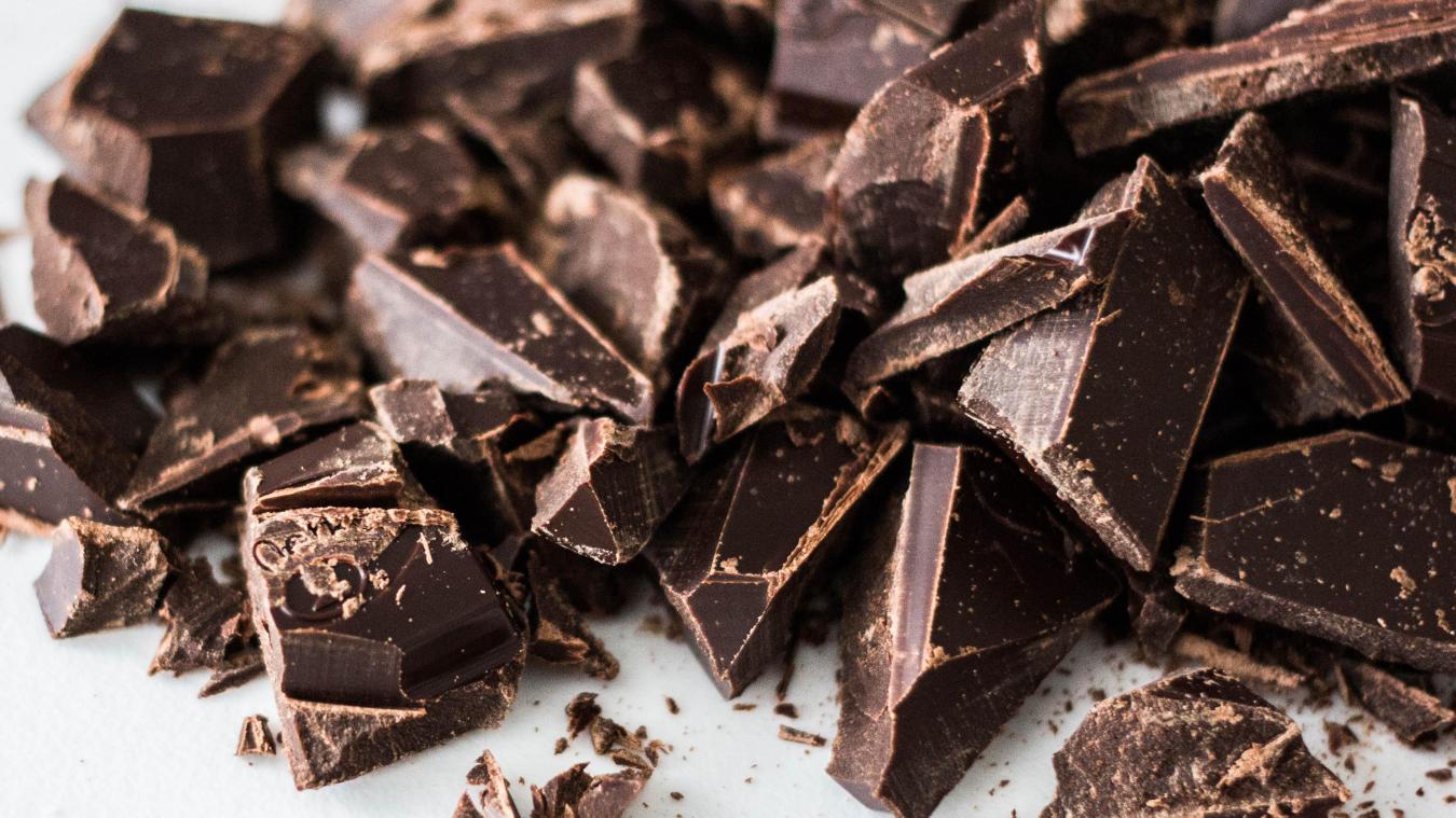 AHA! Daarom eet je zoveel chocolade wanneer je in een dipje zit