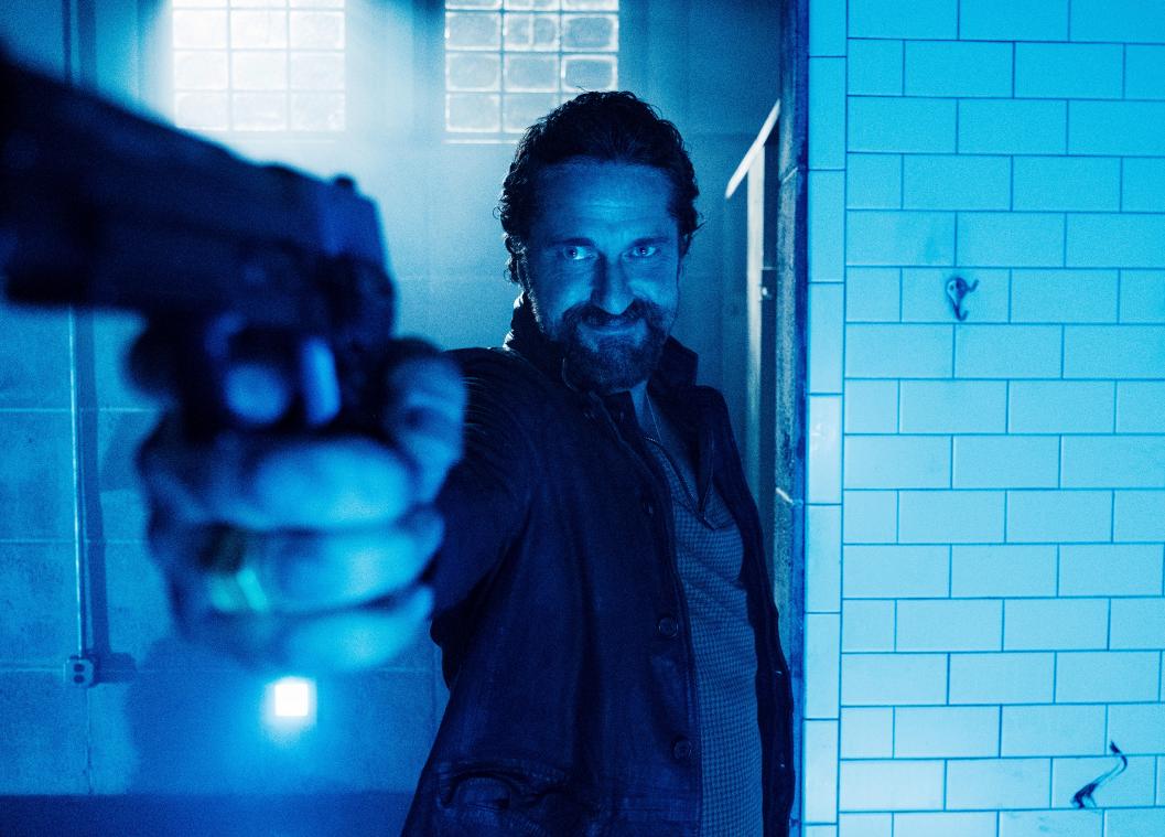 MOVIES. Gerard Butler ontbindt zijn duivels in ‘Copshop’: «Ik ben vrienden geworden met enkele huurdoders»