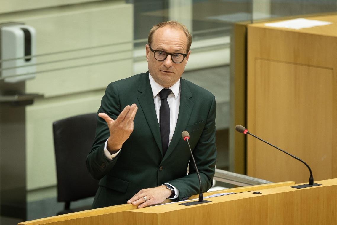 Minister Weyts wil lerarentekort bestrijden met tienpuntenplan
