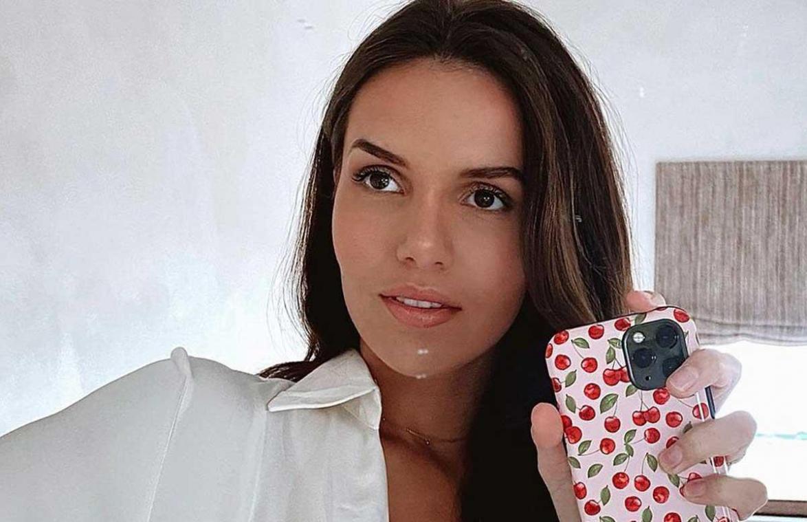 Ex-Miss België Romanie Schotte bevallen van eerste kindje