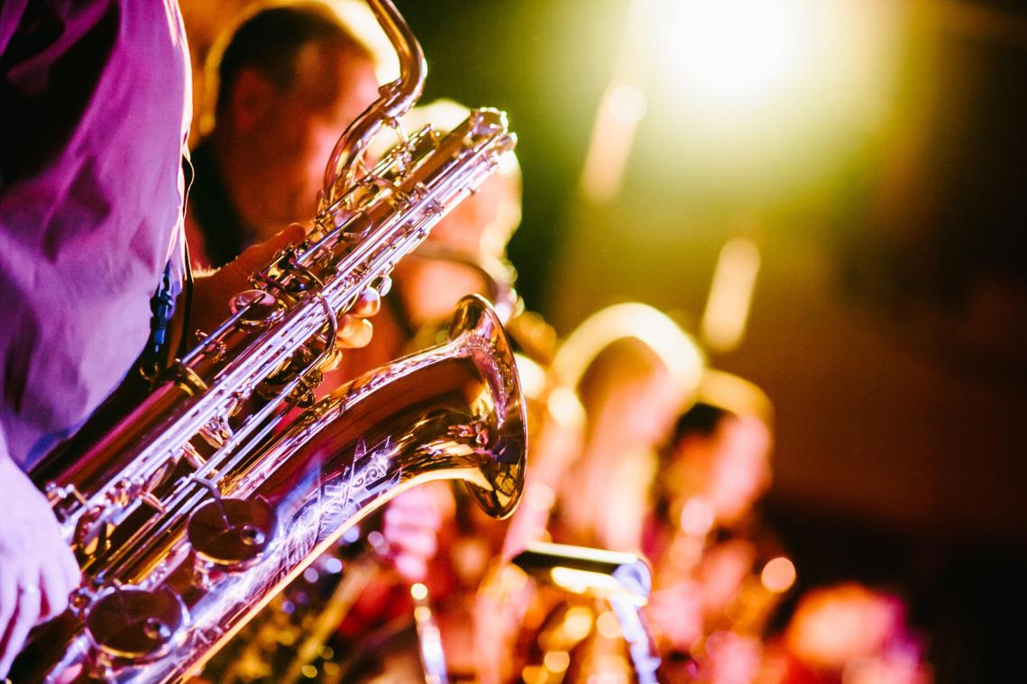 SWINGEN. Brussels Jazz Weekend houdt gratis wintereditie in historische spiegeltent