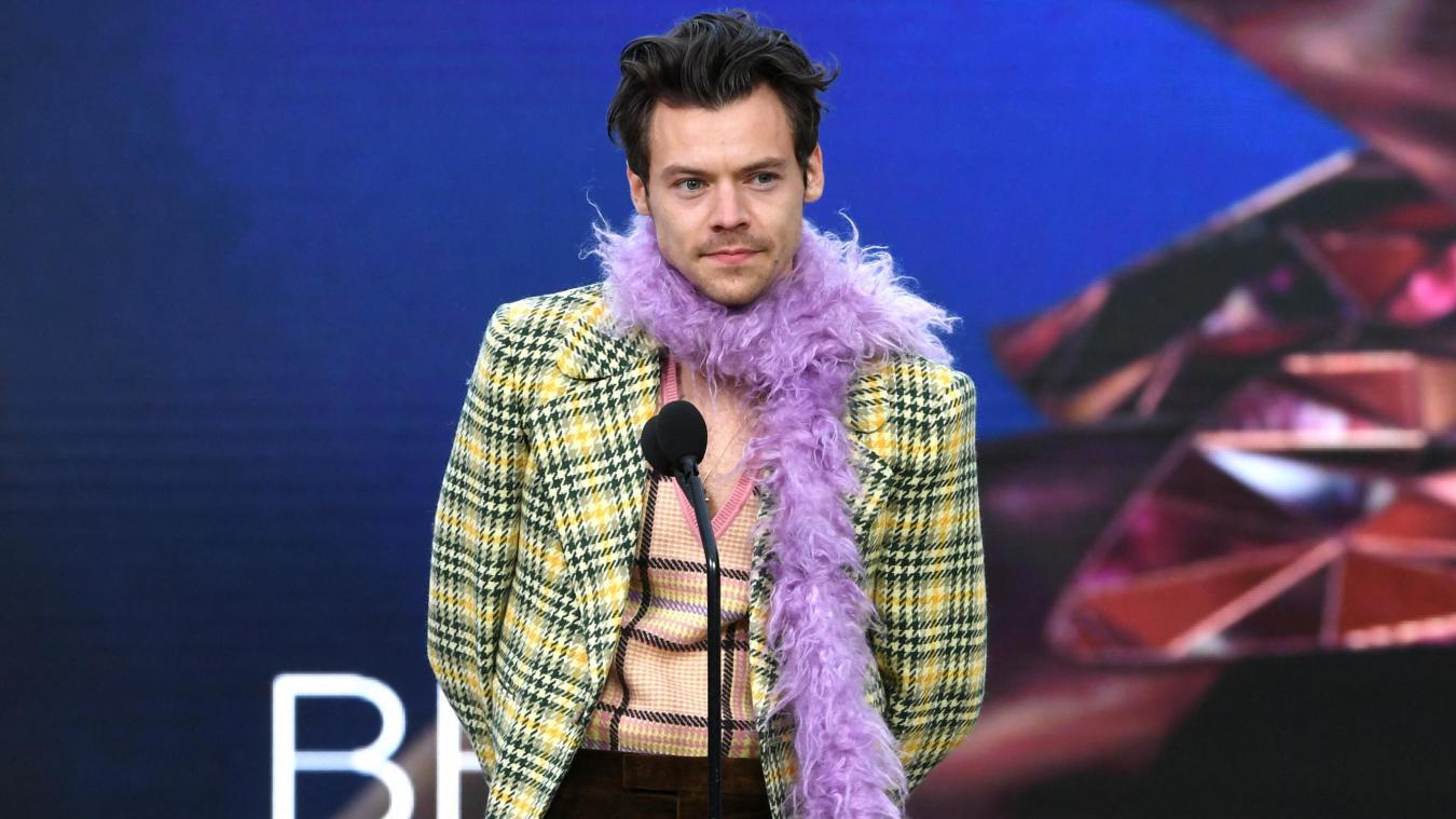 SHOPPEN. Harry Styles lanceert eigen beautymerk ‘Pleasing’ (foto’s)