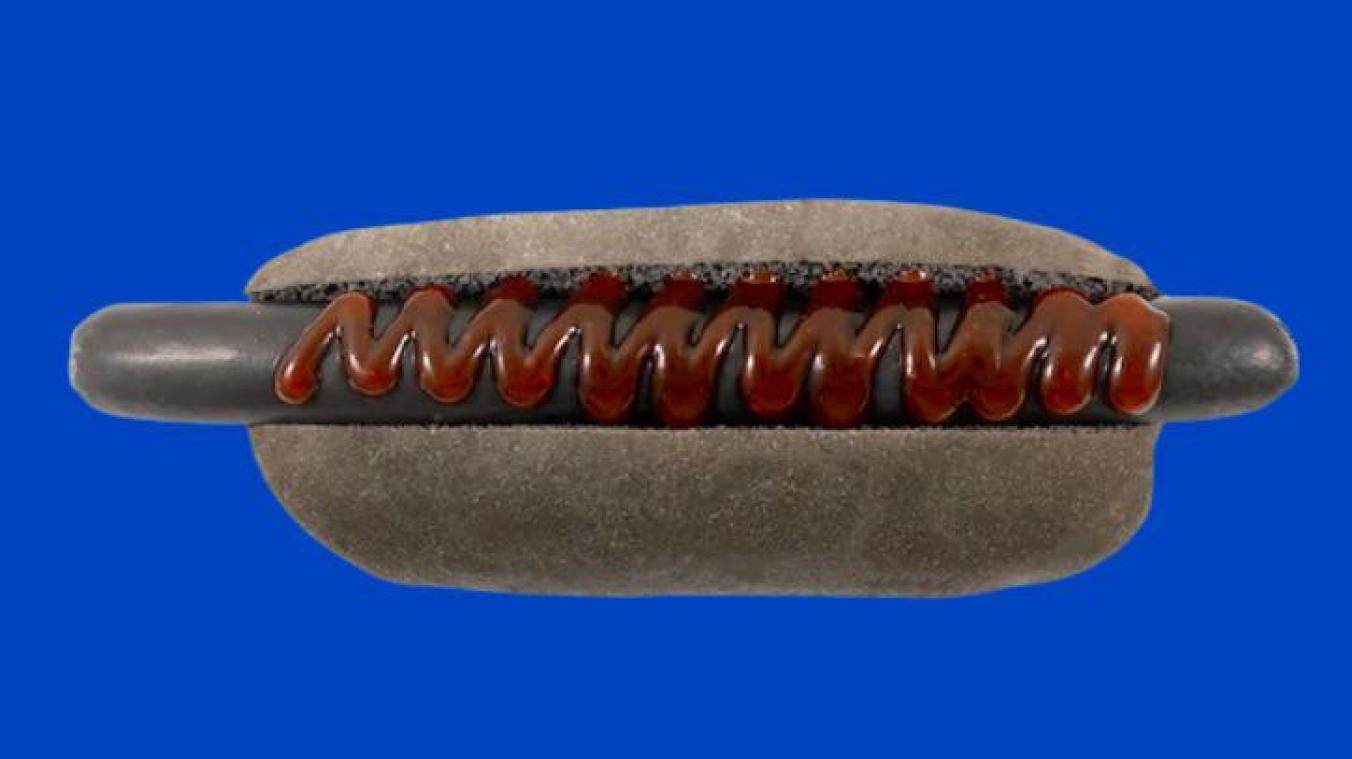 BIZAR. Deze nieuwe variant van de populaire IKEA-hotdog ziet er toch niet zo smakelijk uit