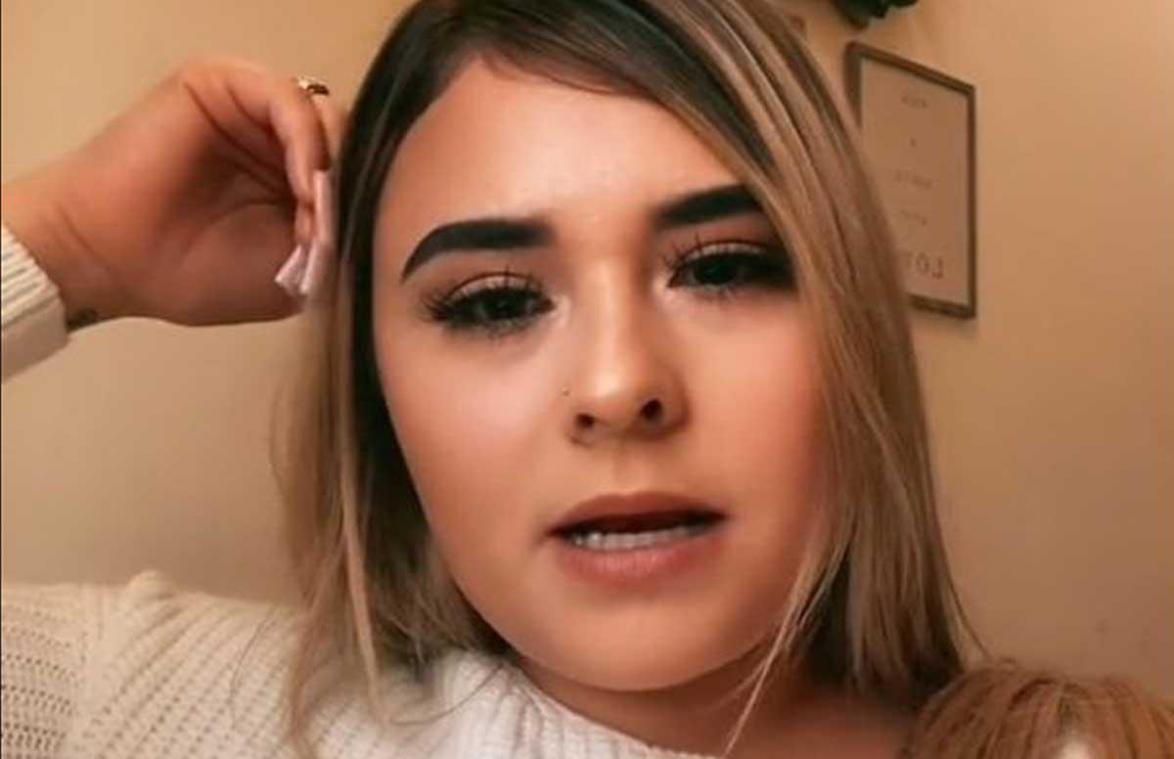 Vrouw woedend over camera aan pashokje: «Ik zag het pas toen ik mijn kleren weer aandeed» (video)