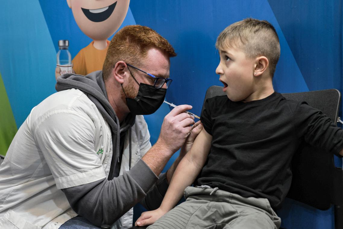 EMA zet licht op groen voor Pfizer-BioNTech-vaccin vanaf vijf jaar