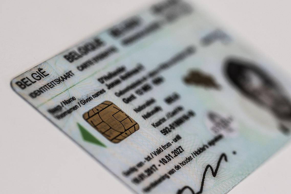Federale regering knipt geslacht van identiteitskaart