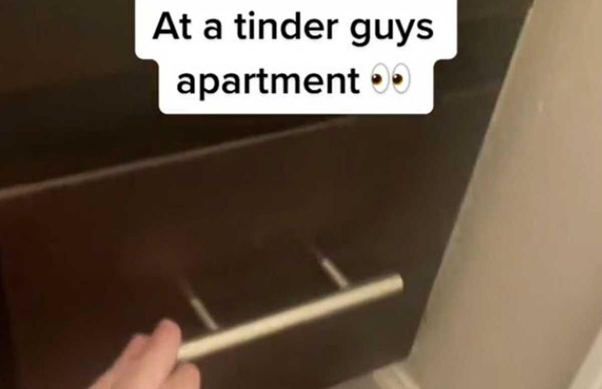 Vrouw ontdekt iets confronterends in badkamer van Tinderdate: «Wat moet ik doen?» (video)