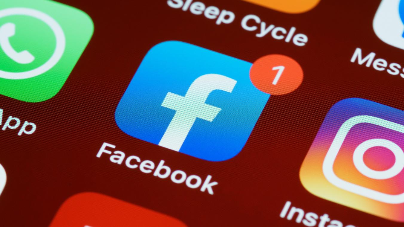Facebook slaagt er vaak niet in om politieke advertenties te herkennen