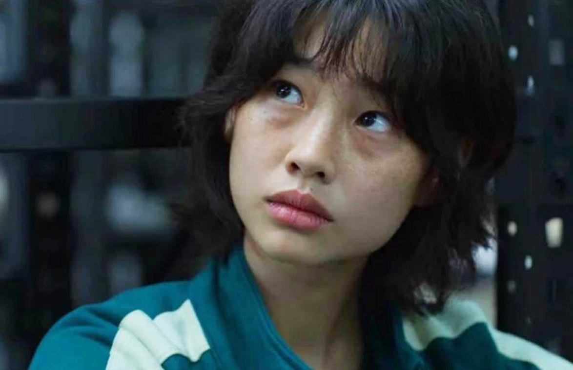 ‘Squid Game’-actrice HoYeon Jung poseert in doorzichtig ondergoed: «Oh mijn God, zo mooi!» (foto)