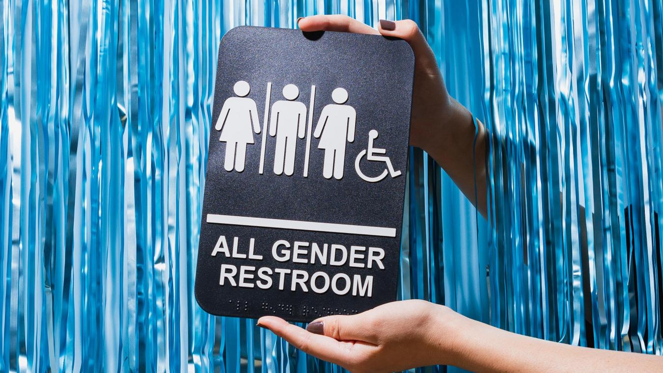 Deze stad maakt openbare toiletten genderinclusief