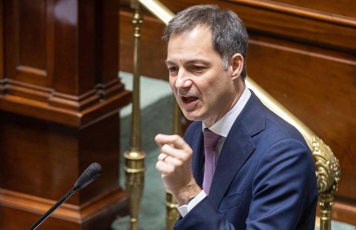Alexander De Croo overweegt vaccinatieverplichting: «Een kleine groep heeft een te grote impact»