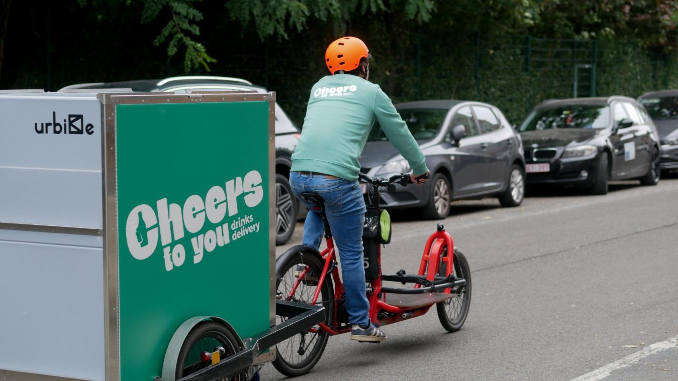 TIPS & TRENDS. Drankboer per fiets, grandeur van weleer en rustige nachten