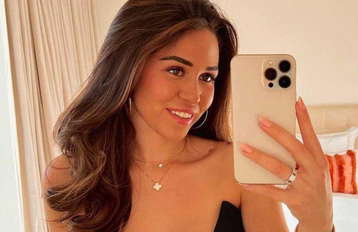 Vriendin van Viktor Verhulst neemt selfie in gewaagde outfit: «Wow, zo mooi!» (foto)