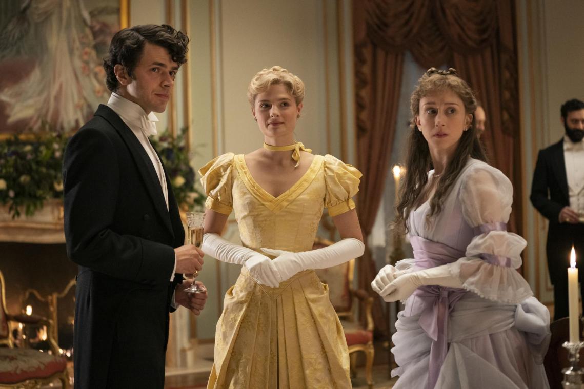 Julian Fellowes over zijn nieuwe serie ‘The Gilded Age’: «Het is de tegenpool van ‘Downton Abbey’»
