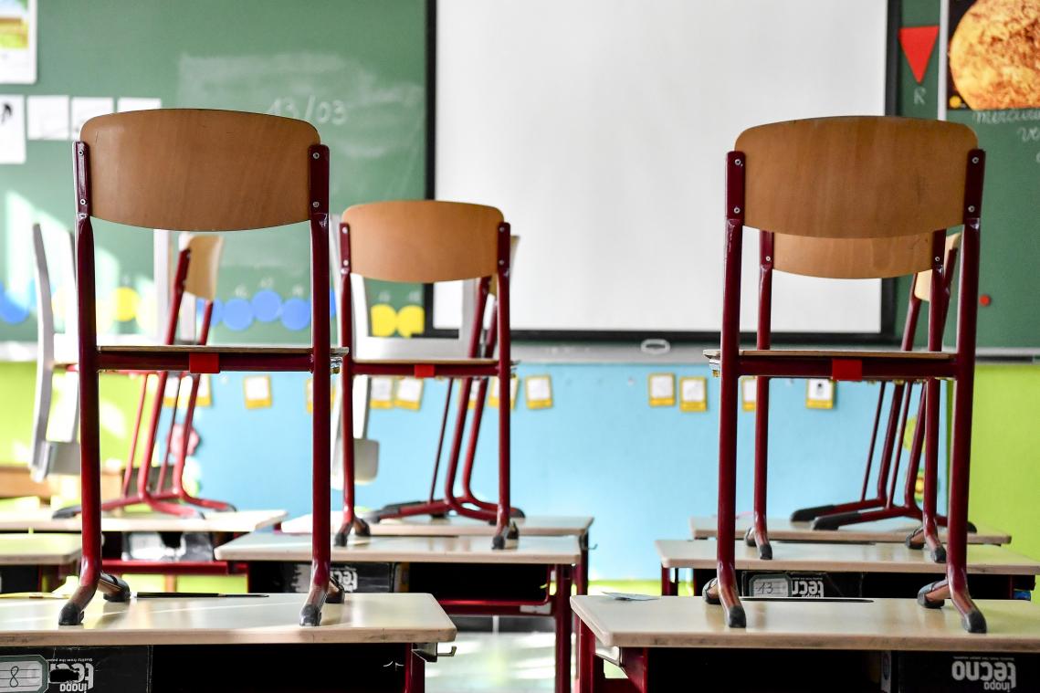 Coronaregels in onderwijs versoepeld: Klassen niet meer in quarantaine na 4 besmettingen