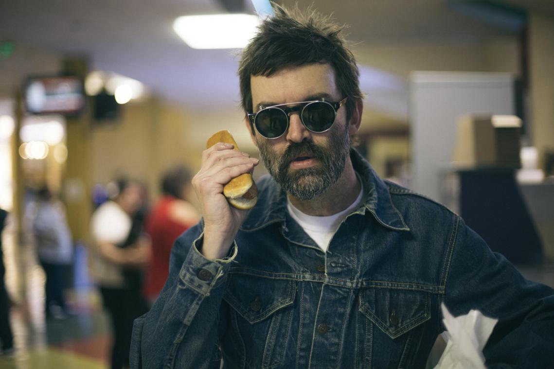 SOUNDCHECK. Eels tovert met ‘Extreme Witchcraft’ zijn veertiende plaat tevoorschijn: «Hopelijk word ik met de jaren minder misantropisch»