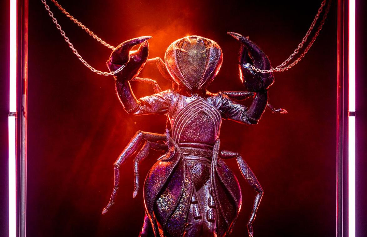 ‘The Masked Singer’-kijkers zijn zeker van Schorpioen: «Er is maar één iemand die zo zingt»