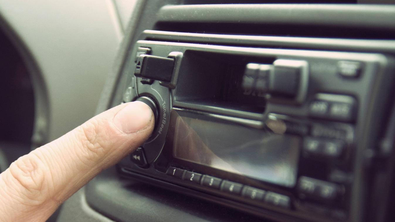 DEZE zender grijpt naast radiovergunning