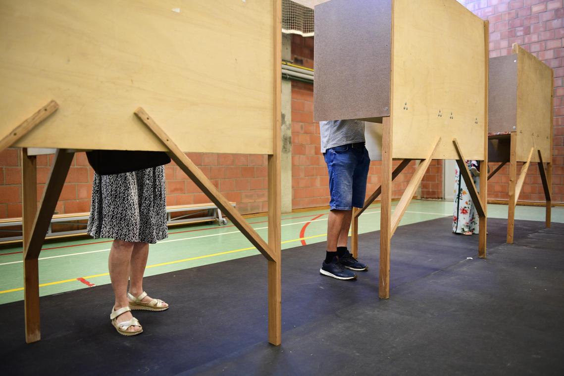 Democratie ging ook in 2021 wereldwijd achteruit, België blijft «gebrekkige democratie»