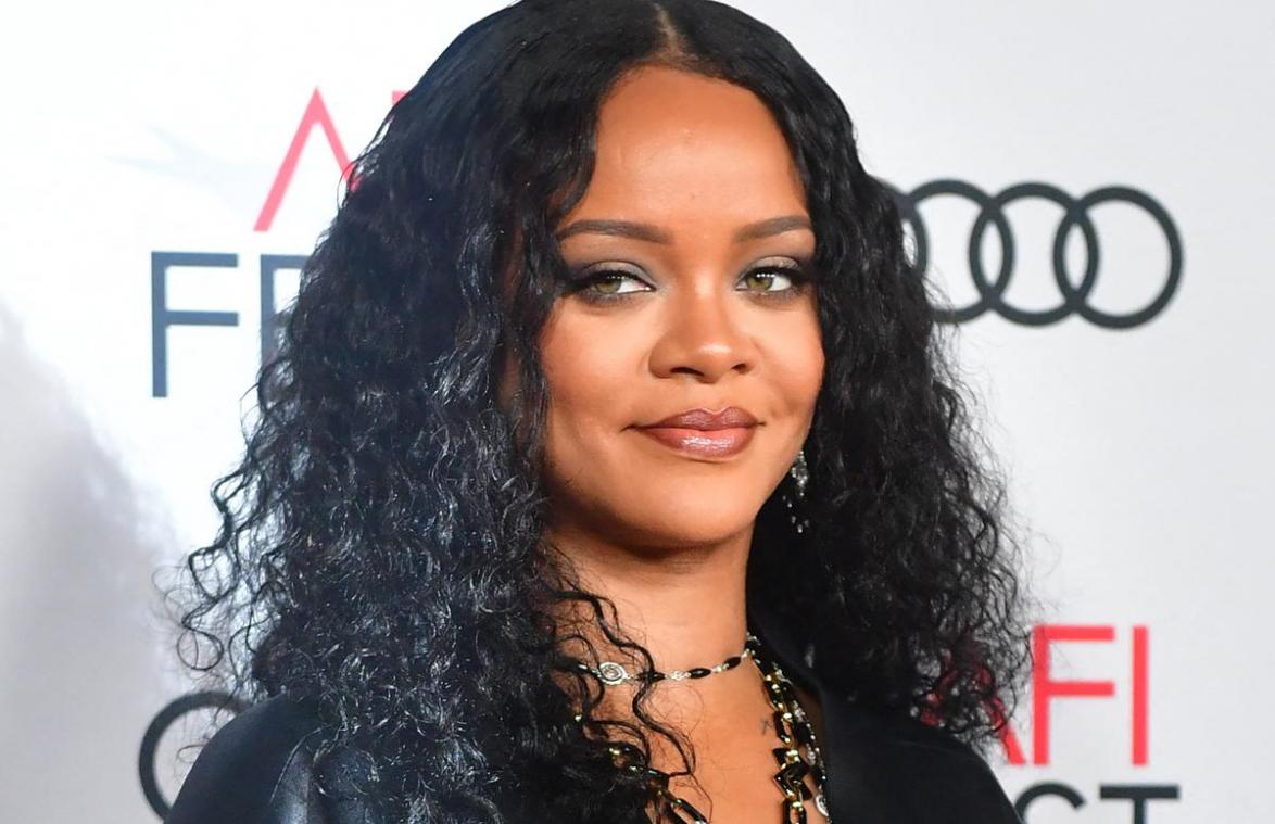 Zwangere Rihanna trekt aandacht met weinig verhullende outfit: «Meest sexy mama ooit!» (foto)