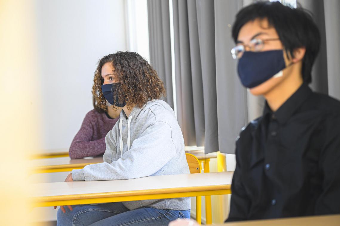 Na de versoepeling in het basisonderwijs, kunnen ook de mondmaskers in het secundair snel verdwijnen