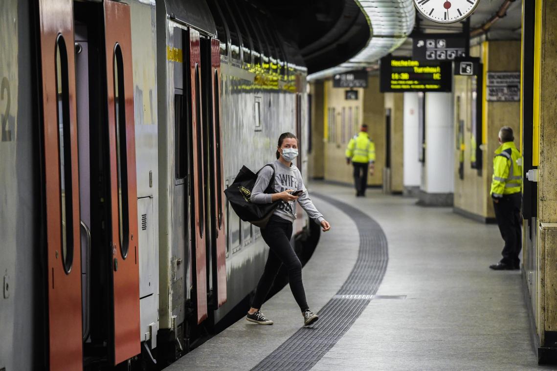 NMBS legt treinverkeer grotendeels stil in de namiddag door storm Eunice