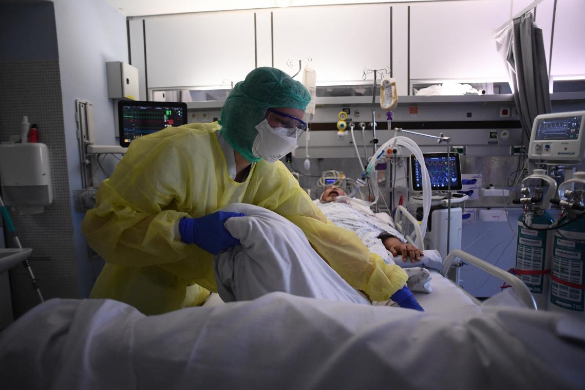 Aantal coronapatiënten op intensieve zorgen zakt onder de 300: stap dichter bij code geel