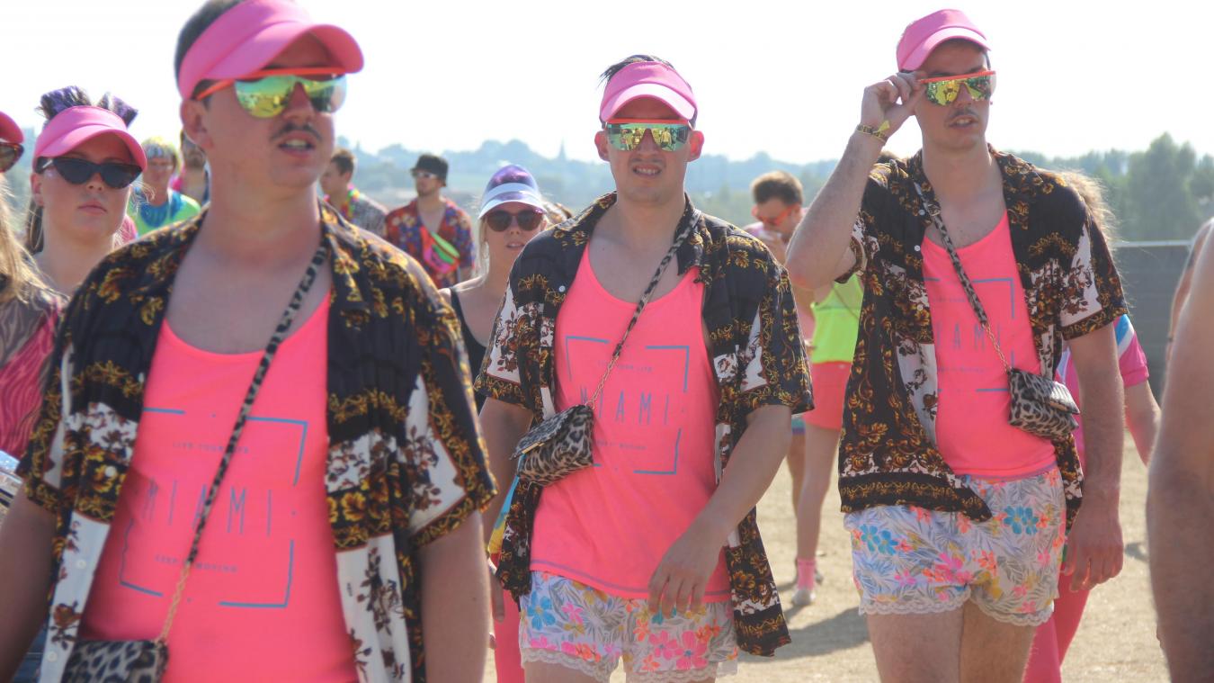 Kamping Kitsch Club kondigt extra grote editie aan