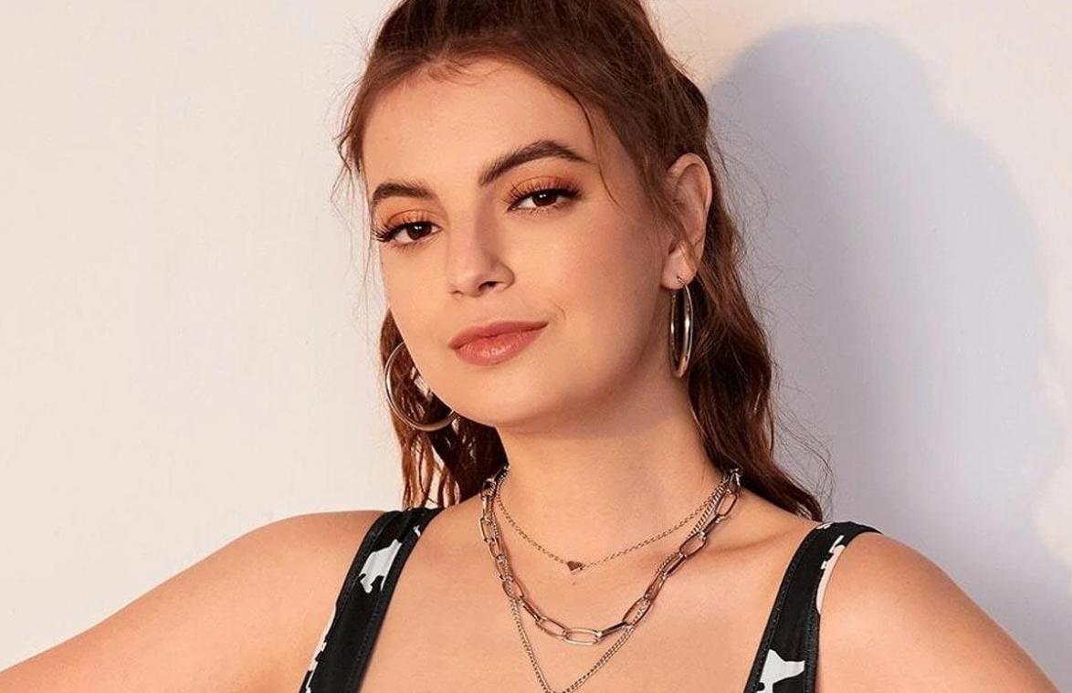 Review van hoog uitgesneden bodysuit gaat viraal: «Ik zou niet vooroverbuigen als je het draagt» (foto)