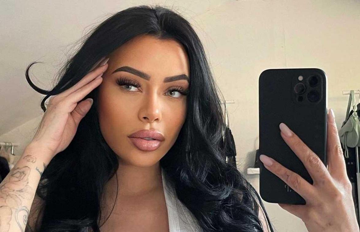 ‘Temptation’-Yasmine niet te spreken over ingreep: «Hij heeft mijn borsten verpest» (foto)