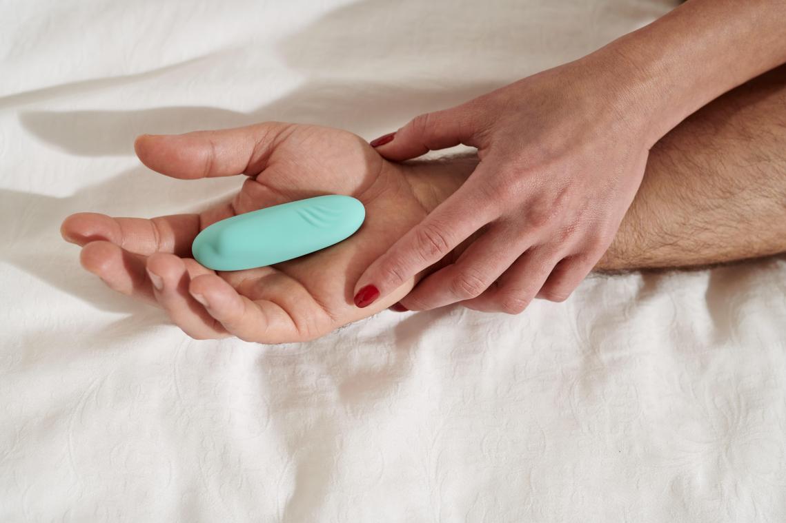 Vrouw beweert dat seksspeeltje haar bijna het leven kostte: «Het was te intens»