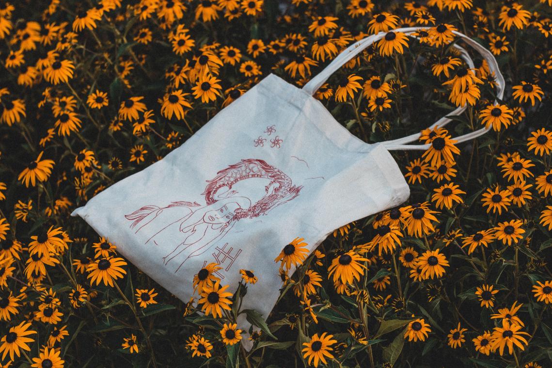 Populaire katoenen tote bags zijn helemaal niet zo milieubewust zoals we denken